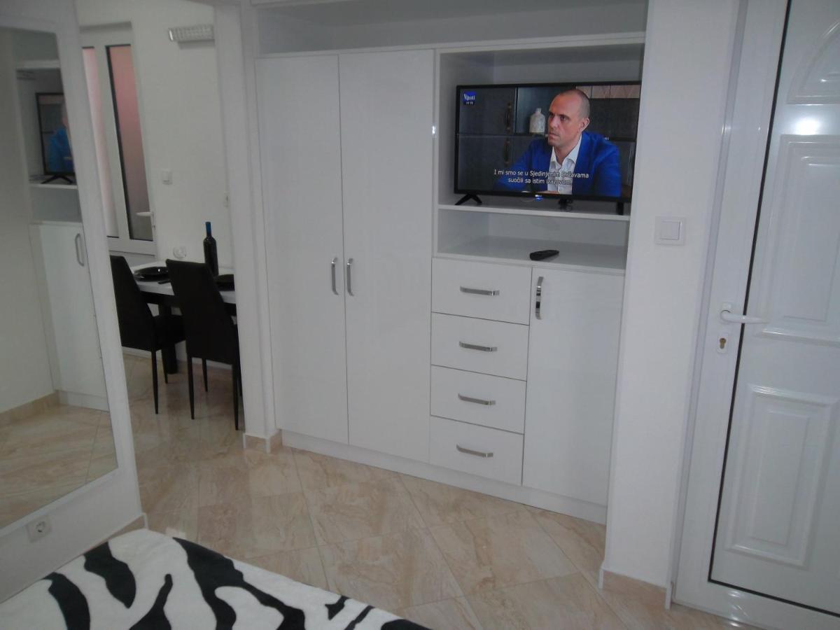 Guest House 4M Petrovac ภายนอก รูปภาพ