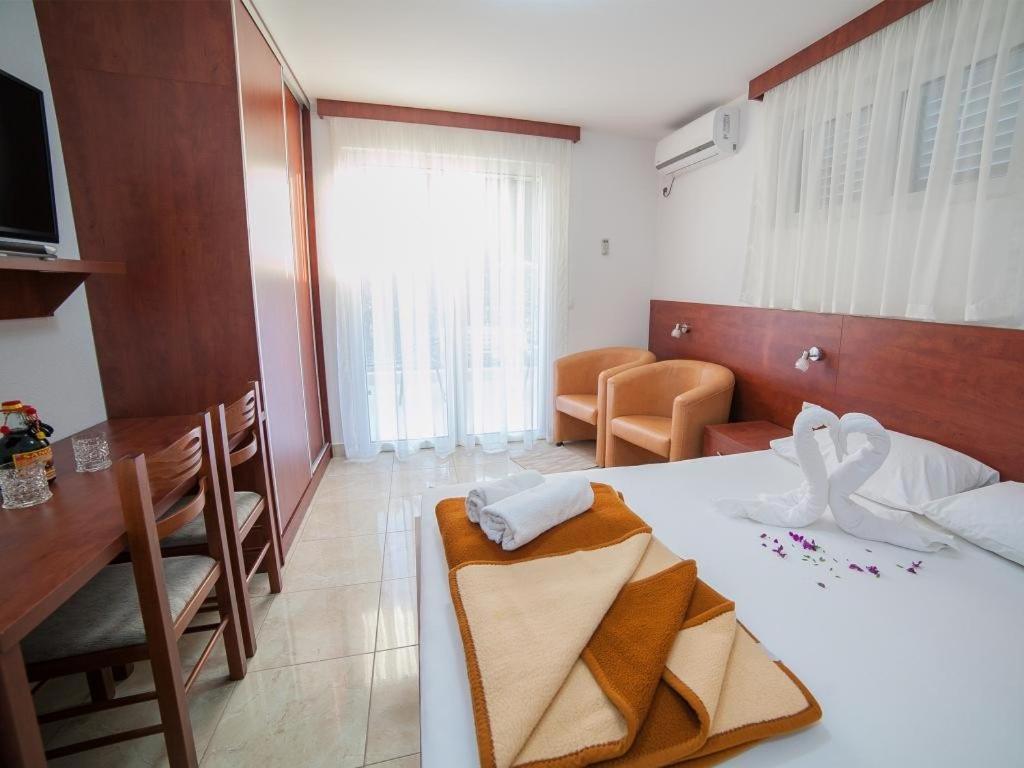 Guest House 4M Petrovac ห้อง รูปภาพ