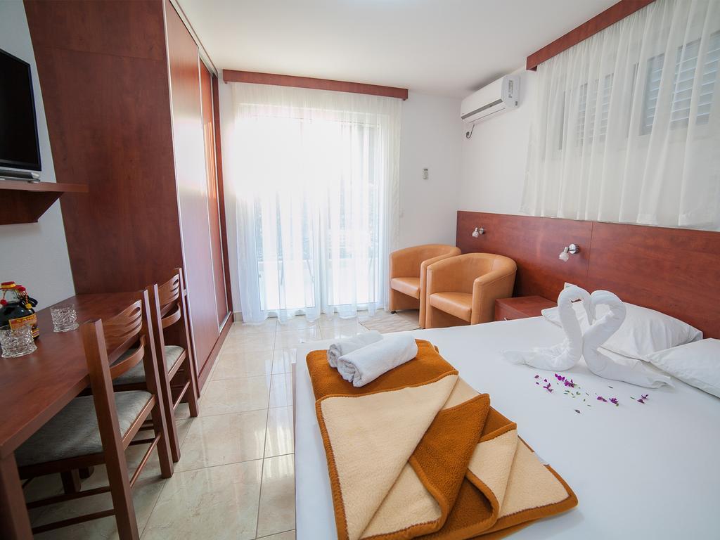 Guest House 4M Petrovac ห้อง รูปภาพ