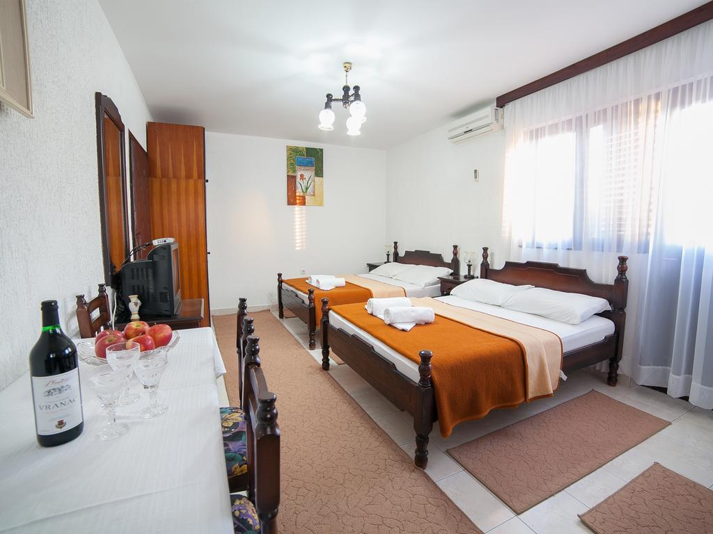 Guest House 4M Petrovac ห้อง รูปภาพ